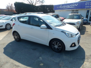 2015 Hyundai I10 1.0 Se in White — image 6