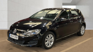 2014 Volkswagen Golf 1.6 Tdi Bluemotion Tech Se in Black — image 2