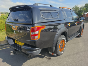 2018 Mitsubishi L200 2.4 Di-D Dc Barbarian Svp Ii Auto 4WD Euro 6 4dr in Black — image 2