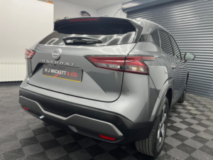 2024 Nissan Qashqai 1.3 Dig-T Mhev N-Connecta Euro 6 (s/s) 5dr in Grey — image 4