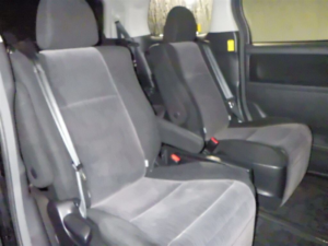 2012 Toyota Vellfire 2.4z 7 Seats in Black — image 5