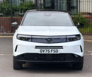 2025 Vauxhall Grandland 1.2 Ultimate SUV 5dr Petrol Hybrid E-Dct Euro 6 (s/s) (136 Ps) in White — image 2