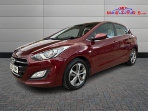2016 Hyundai I30 1.6 I30 5dr Se 1.6 Crdi 110ps Dct Bd in Red — image 3
