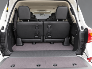 2014 Toyota Land Cruiser 4.6 V8 Zx J200 in White — image 4