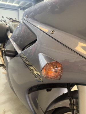 2004 Yamaha Fjr1300 in Silver — image 5
