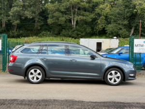 2019 Skoda Octavia 1.0 Tsi Gpf Se Technology Estate 5dr Petrol Manual Euro 6 (s/s) (115 Ps) in Grey — image 4
