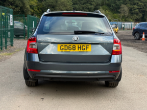 2019 Skoda Octavia 1.0 Tsi Gpf Se Technology Estate 5dr Petrol Manual Euro 6 (s/s) (115 Ps) in Grey — image 6