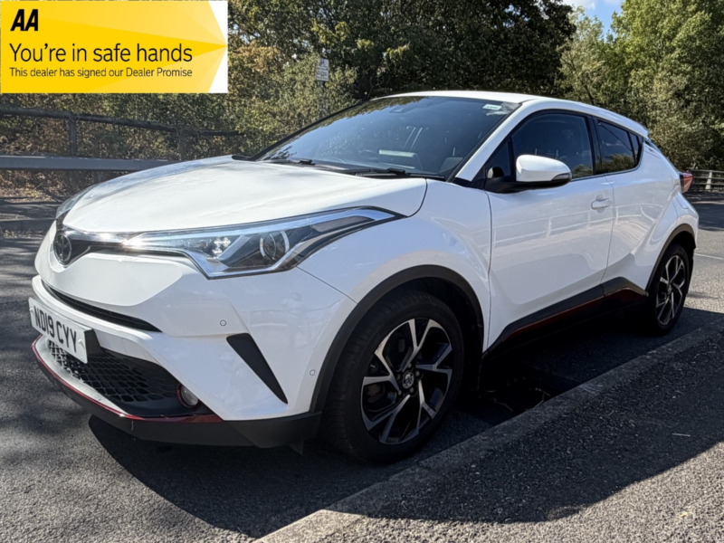 2019 Toyota C-Hr 1.2 Vvt-I Design in White — image 1