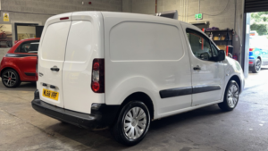 2018 Citroen Berlingo 1.6 Bluehdi 850 Enterprise Diesel White 5dr No Vat+1 Keeper+cruise in White — image 6