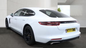 2019 Porsche Panamera 3.0 V6 4 Pdk in White — image 4