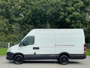 2012 Iveco Daily 2.3 Td 11v 35s L2 H2 4dr in White — image 4