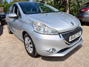 2012 Peugeot 208 1.2 Vti Access+ in Silver — image 3