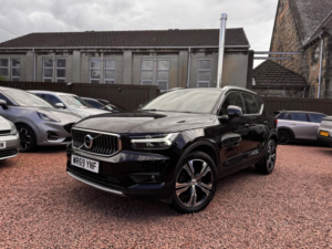 2020 Volvo Xc40 2.0 T4 Inscription Pro Auto Euro 6 (s/s) 5dr in Black — image 3