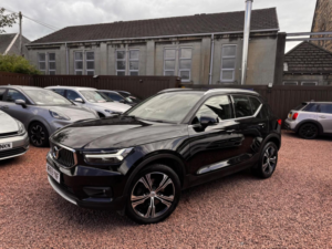 2020 Volvo Xc40 2.0 T4 Inscription Pro Auto Euro 6 (s/s) 5dr in Black — image 5