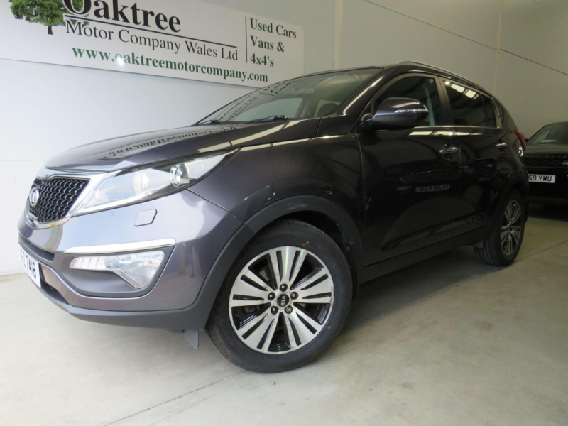 2014 Kia Sportage 1.7 Crdi Ecodynamics 3 2WD Euro 5 (s/s) 5dr in Silver — image 1