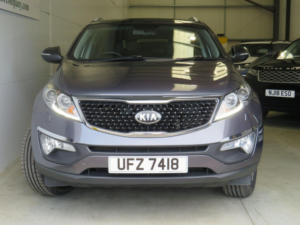 2014 Kia Sportage 1.7 Crdi Ecodynamics 3 2WD Euro 5 (s/s) 5dr in Silver — image 2