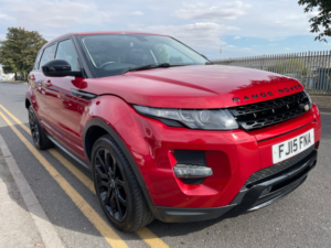 2015 Land Rover Range Rover Evoque 2.2 Sd4 Dynamic SUV 5dr Diesel Auto 4WD Euro 5 (s/s) (190 Ps) in Red — image 2