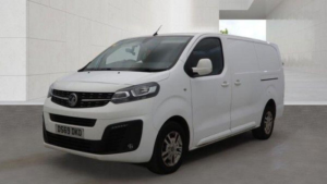 2019 Vauxhall Vivaro 1.5 Turbo D 2900 Sportive L2 H1 Euro 6 (s/s) 5dr in White — image 2