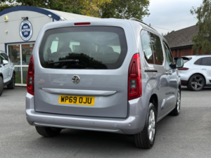 2020 Vauxhall Combo Life 1.2 Turbo Energy Euro 6 (s/s) 5dr (7 Seat) in Grey — image 6