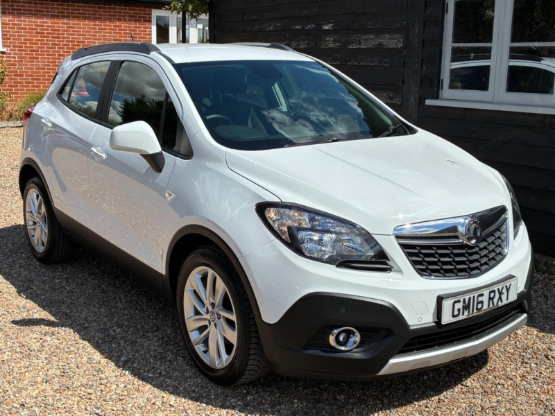 2016 Vauxhall Mokka 1.6i Exclusiv 2WD Euro 6 (s/s) 5dr in White — image 1