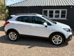 2016 Vauxhall Mokka 1.6i Exclusiv 2WD Euro 6 (s/s) 5dr in White — image 6