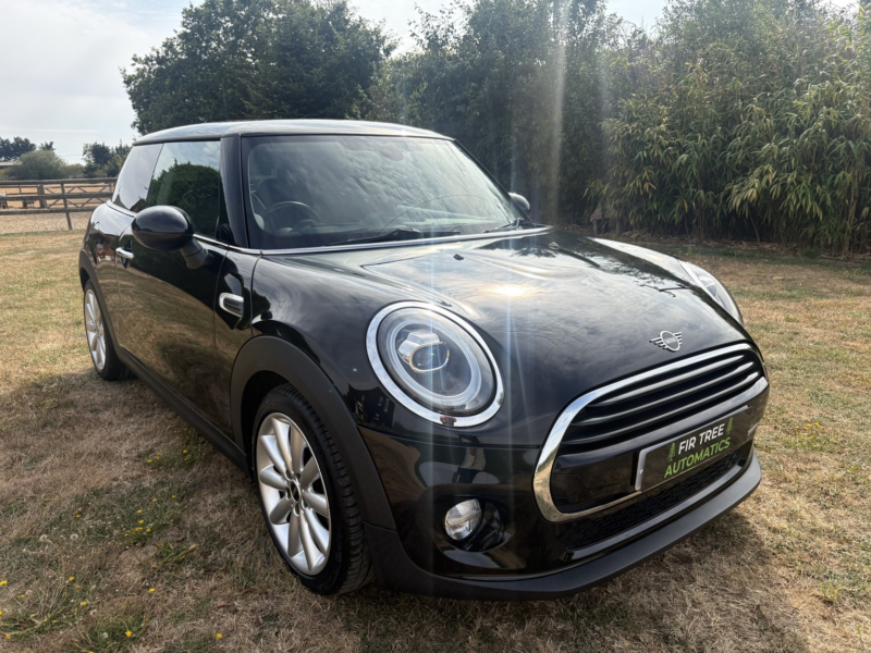 2018 MINI Hatch 1.5 Cooper 3-Door Hatch in Black — image 1