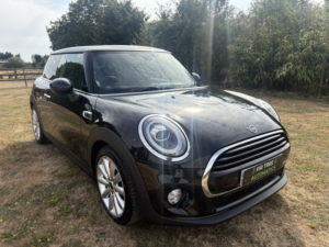2018 MINI Hatch