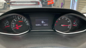 2015 Peugeot 308 1.2 E-Thp Puretech Feline Euro 6 (s/s) 5dr in Grey — image 3