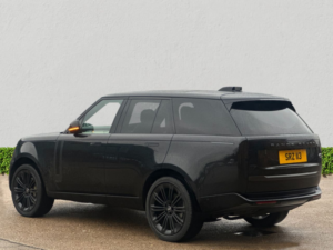 2022 Land Rover Range Rover 3.0 D350 Mhev Hse SUV 5dr Diesel Auto 4WD Euro 6 (s/s) (350 Ps) in Black — image 5