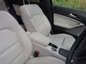 2016 Mercedes-Benz Gla 2.1 Gla220d Sport (premium Plus) 7g-Dct 4matic Euro 6 (s/s) 5dr in Blue — image 2