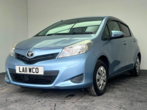 2011 Toyota Yaris 1.33 Dual Vvt-I Tr Multidrive S Euro 5 5dr in Blue — image 5