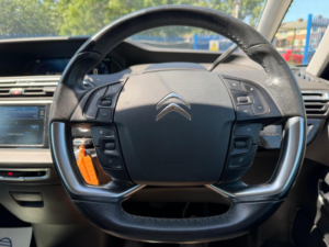 2014 Citroen C4 Picasso 1.6 E-Hdi Airdream Exclusive Etg6 Euro 5 (s/s) 5dr in Grey — image 6
