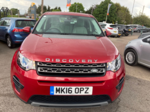 2016 Land Rover Discovery Sport 2.0 Td4 Se SUV 5dr Diesel Manual 4WD Euro 6 (s/s) (5 Seat) (150 Ps) in Red — image 2