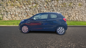 2015 Citroen C1 1.0 Vti Feel Hatchback 3dr Petrol Manual Euro 5 (euro 5) (68 Ps) in Black — image 4
