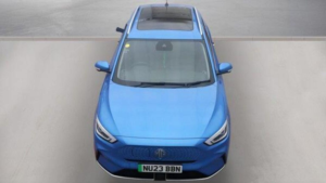 2023 MG MG Zs 72.6kwh Trophy Long Range Auto 5dr in Blue — image 2