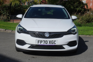 2021 Vauxhall Astra 1.2 Turbo Business Edition Nav Sports Tourer Euro 6 (s/s) 5dr in White — image 2