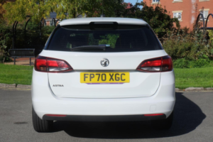 2021 Vauxhall Astra 1.2 Turbo Business Edition Nav Sports Tourer Euro 6 (s/s) 5dr in White — image 5