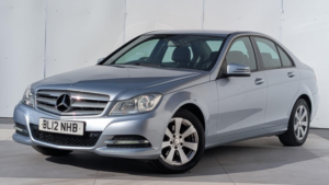2012 Mercedes-Benz C Class 2.1 C220 Cdi Blueefficiency Executive Se G-Tronic+ Euro 5 (s/s) 4dr in Silver — image 3