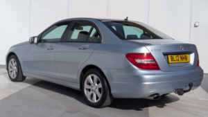 2012 Mercedes-Benz C Class 2.1 C220 Cdi Blueefficiency Executive Se G-Tronic+ Euro 5 (s/s) 4dr in Silver — image 4