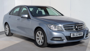 2012 Mercedes-Benz C Class 2.1 C220 Cdi Blueefficiency Executive Se G-Tronic+ Euro 5 (s/s) 4dr in Silver — image 5