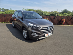 2017 Hyundai Tucson 1.7 Tucson Se Nav 1.7 D 116ps Bd +fss in Grey — image 2