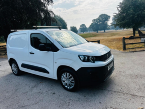 2021 Peugeot Partner 1.5 Bluehdi 1000 Professional Standard Panel Van Swb Euro 6 5dr in White — image 3