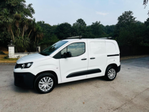 2021 Peugeot Partner 1.5 Bluehdi 1000 Professional Standard Panel Van Swb Euro 6 5dr in White — image 4