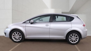 2013 SEAT Leon 1.6 Tdi Ecomotive Cr Se Copa in Silver — image 6