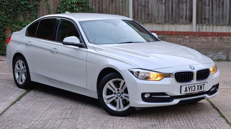 2013 BMW 3 Series 1.6 316i Sport Euro 5 (s/s) 4dr in White — image 1