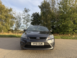2010 Ford Focus 2.5 Siv St-2 in Grey — image 4