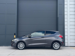 2017 Ford Fiesta 1.0t Ecoboost Titanium Euro 6 (s/s) 3dr in Grey — image 6