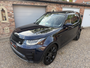 2020 Land Rover Discovery 3.0 Sd V6 Hse Luxury in Blue — image 2
