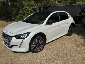 2022 Peugeot E-208 E-208 Gt Premium Electric 50kwh 136 in White — image 2