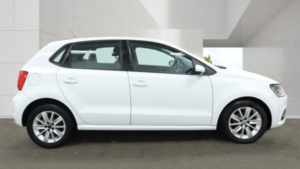 2014 Volkswagen Polo 1.0 Bluemotion Tech Se in White — image 5